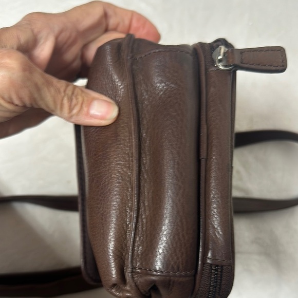 Fossil Brown Leather Crossbody Bag with Adjustable Strap - Picture 10 of 12